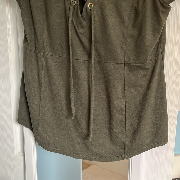 Faux suede tee - Picture 5 of 5